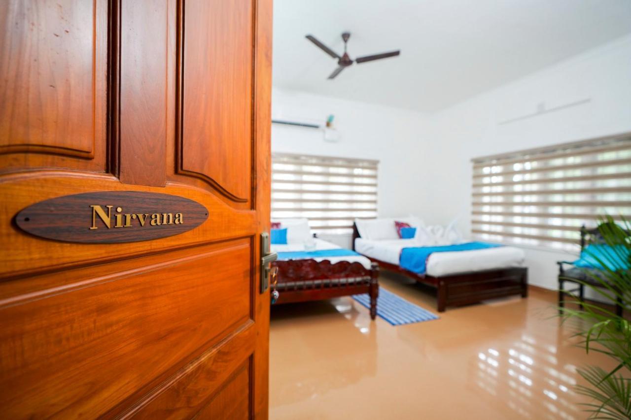 Kāladi Parudeesa - Heavenly- Luxurious Palace Look-Near Cbd - Kerala - India With Breakfast חדר תמונה
