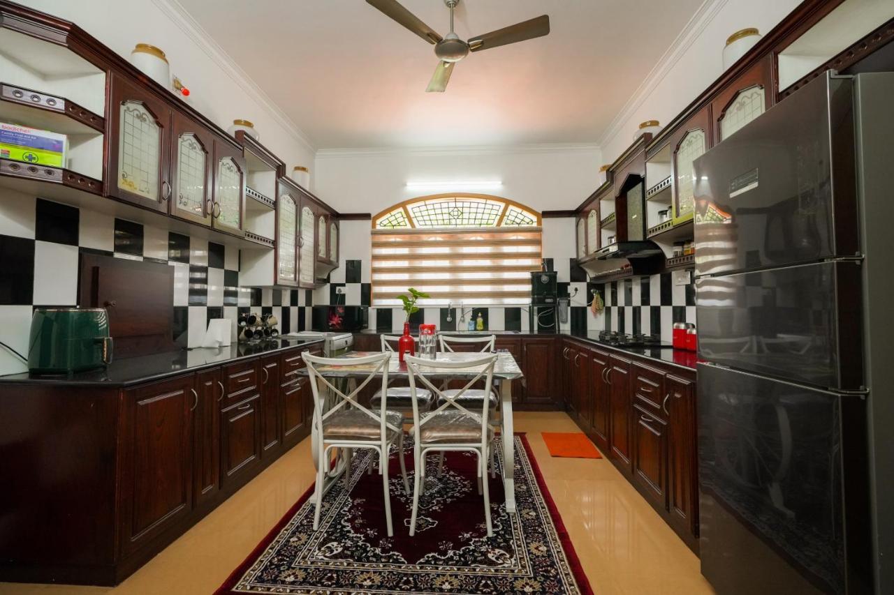 Kāladi Parudeesa - Heavenly- Luxurious Palace Look-Near Cbd - Kerala - India With Breakfast מראה חיצוני תמונה