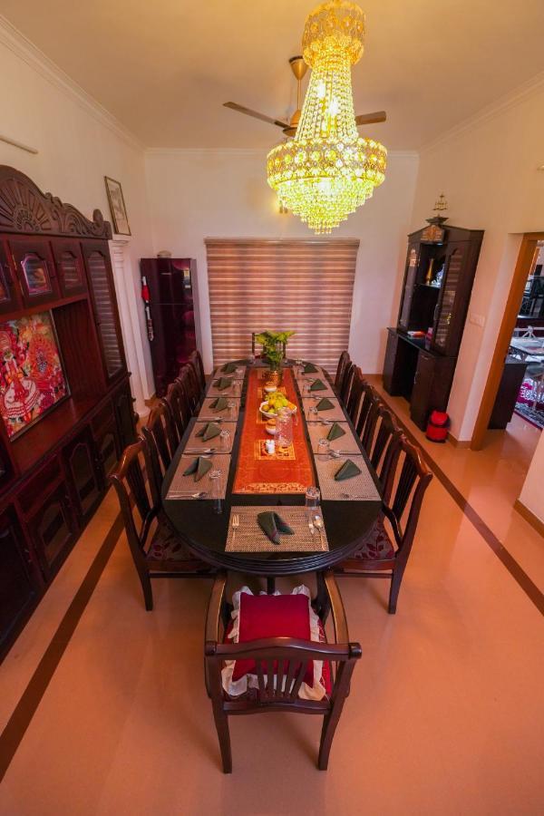 Kāladi Parudeesa - Heavenly- Luxurious Palace Look-Near Cbd - Kerala - India With Breakfast מראה חיצוני תמונה