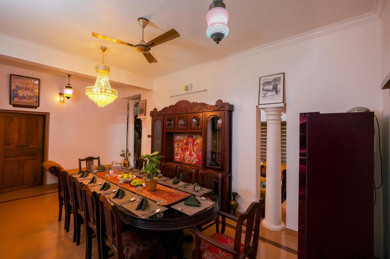 Kāladi Parudeesa - Heavenly- Luxurious Palace Look-Near Cbd - Kerala - India With Breakfast מראה חיצוני תמונה